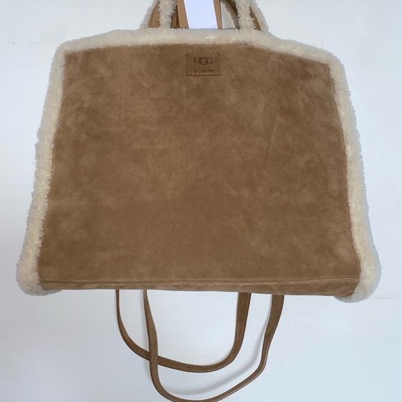 Telfar x Ugg Medium Shopper - Picture 2 of 6